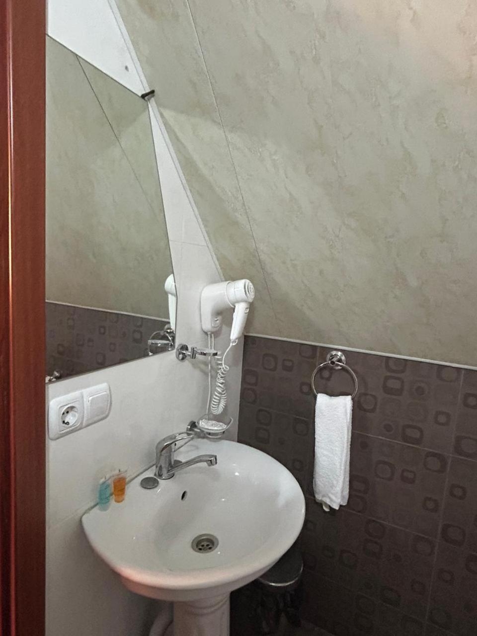 New Shino Gudauri Hotel Ngoại thất bức ảnh